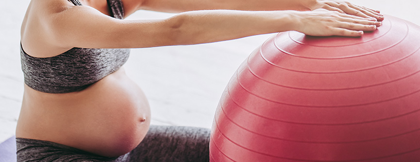 Jakie ćwiczenia w ciąży są bezpieczne dla mamy i dziecka?